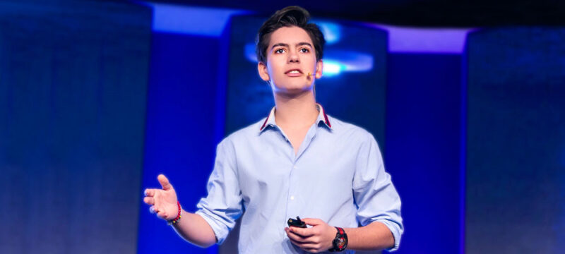 Jenk-Oz Keynote Speaker speaking